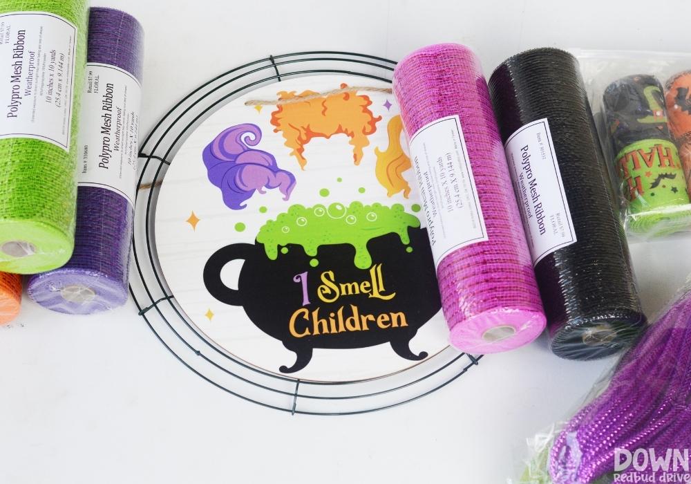 hocus-pocus-wreath-supplies