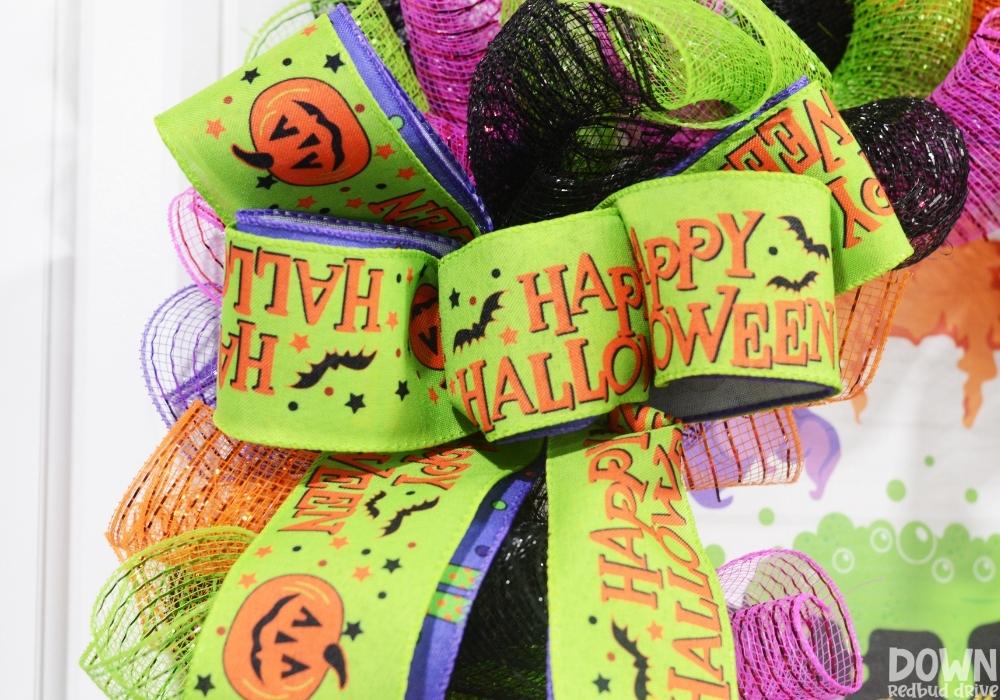 hocus-pocus-wreath-wide-step-7