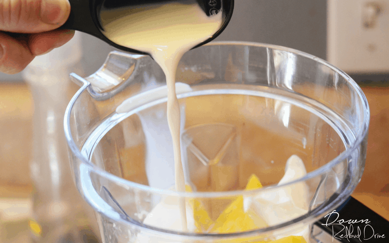 Mango Banana Smoothie