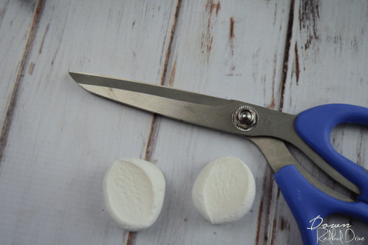 snowman-marshmallows-cutting Snowman Marshmallows
