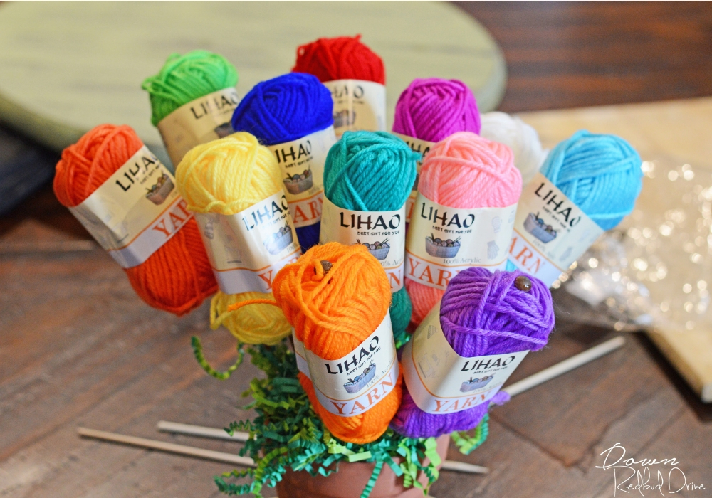 yarn-bouquet-4 how to arrange the yarn skeins for a yarn bouquet